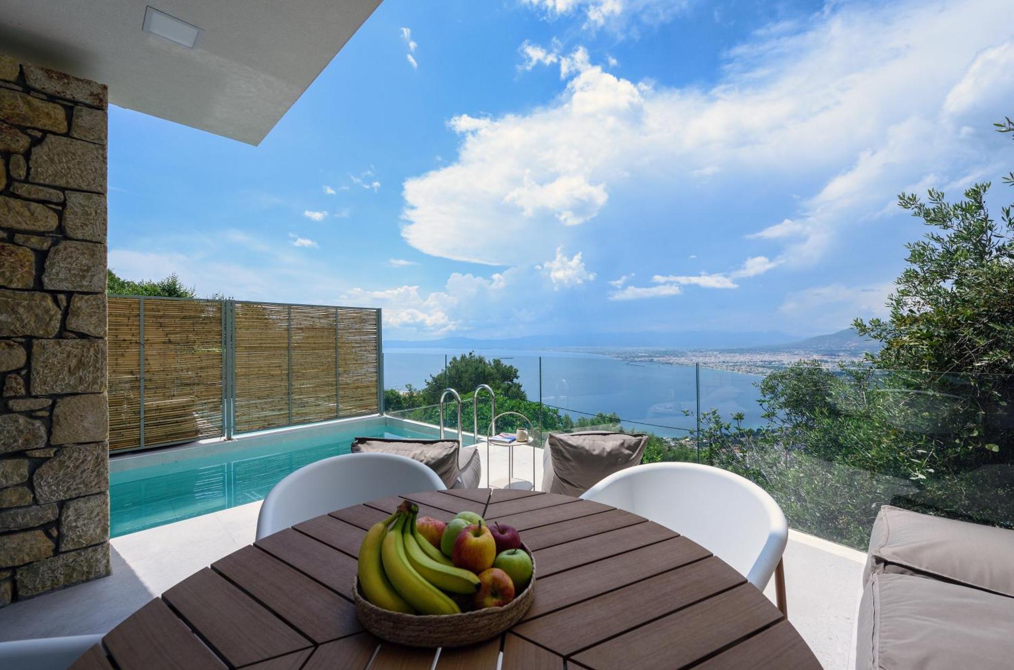 Lithos Retreat 1