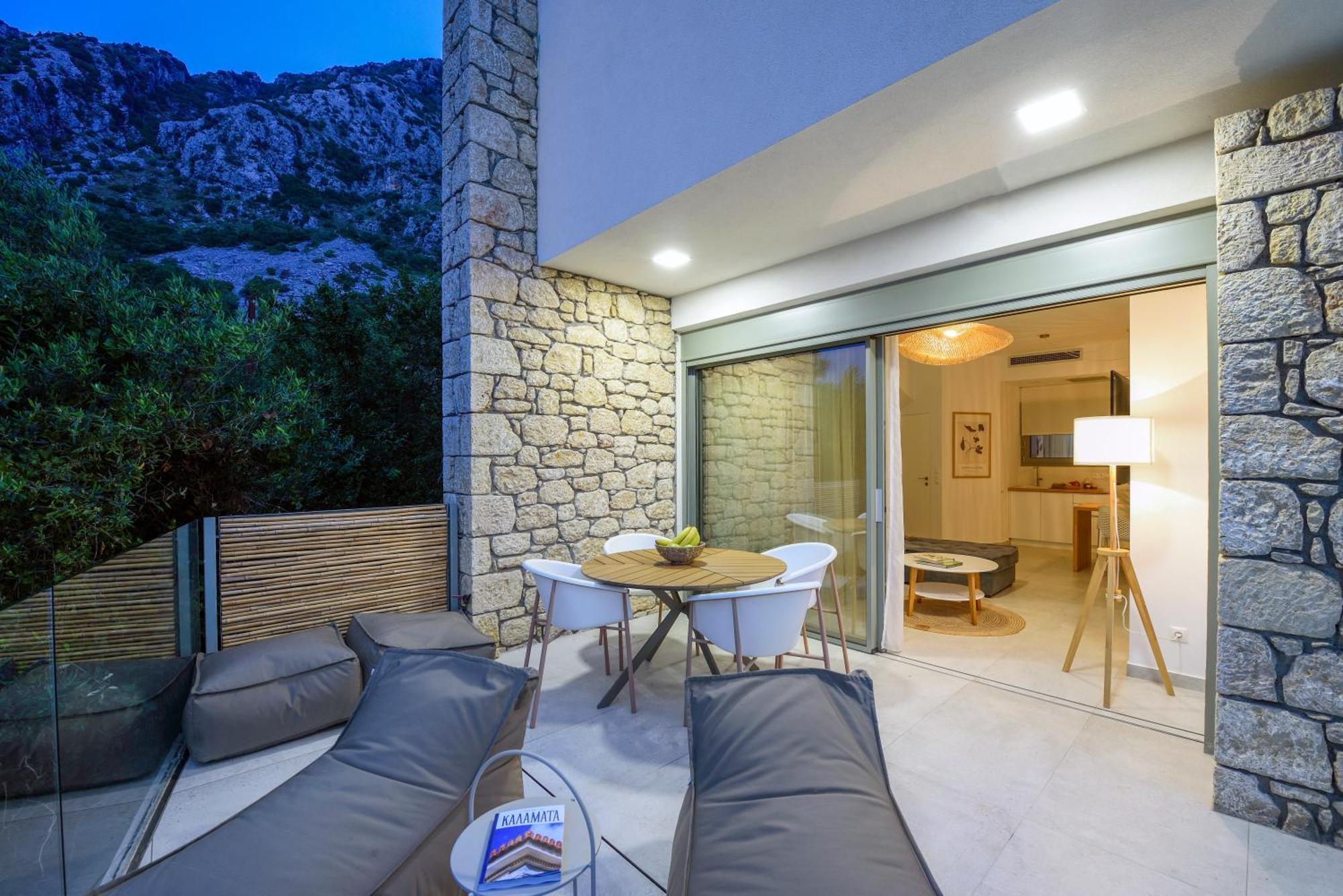 Lithos Retreat 1 Villa *